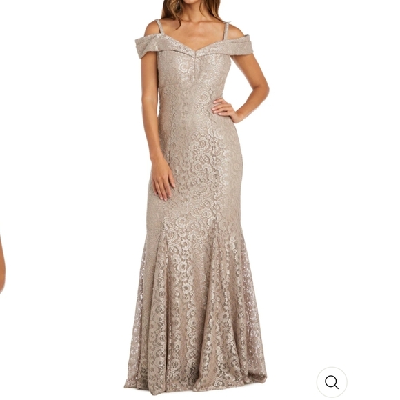 R & M Richards Dresses & Skirts - R&M Richards Off the shoulder Fishtail Evening Gown 6P